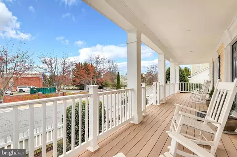 Exterior - 9155 Hinks Ln, Frederick, MD 21704 photo 4 of 17