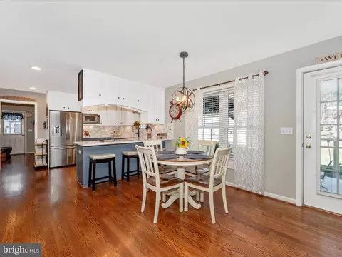 Dining - 11033 Liberty Rd, Frederick, MD 21701 photo 3 of 6