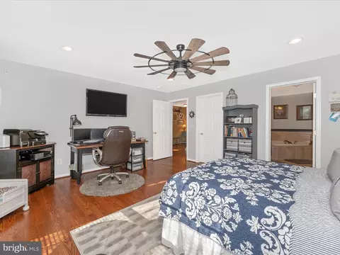 Bedroom - 11033 Liberty Rd, Frederick, MD 21701 photo 2 of 4