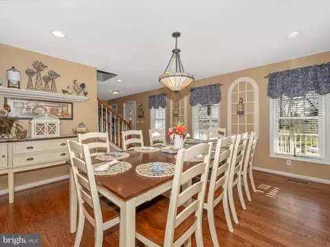 Dining - 11033 Liberty Rd, Frederick, MD 21701 photo 2 of 6