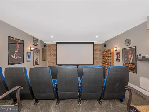 Dining - 11033 Liberty Rd, Frederick, MD 21701 photo 6 of 6