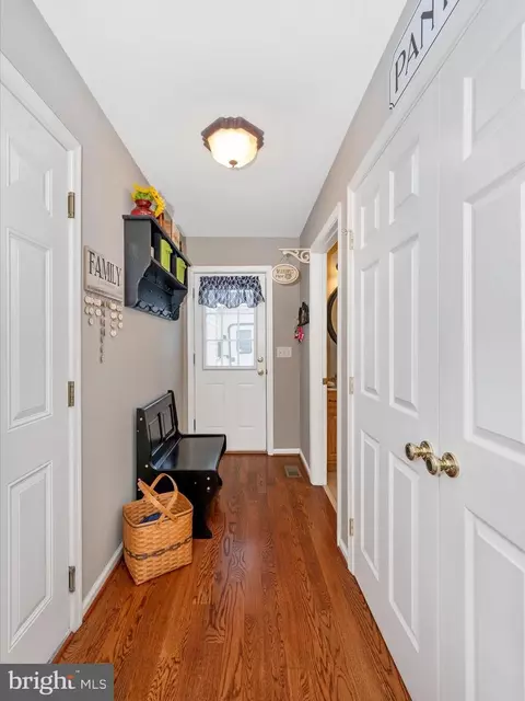 Entry Way - 11033 Liberty Rd, Frederick, MD 21701 photo 2 of 2