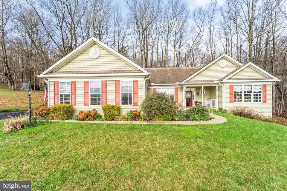 Exterior - 1894 Thurston Rd, Dickerson, MD 20842 photo 12 of 15