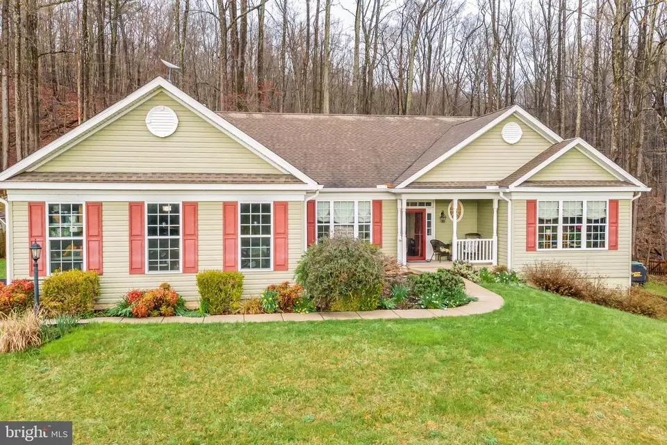 Exterior - 1894 Thurston Rd, Dickerson, MD 20842 photo 11 of 15