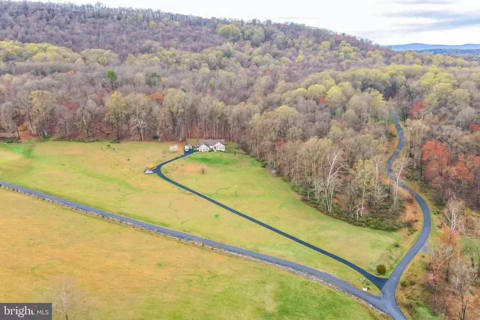 View/Area - 1894 Thurston Rd, Dickerson, MD 20842 photo 11 of 14