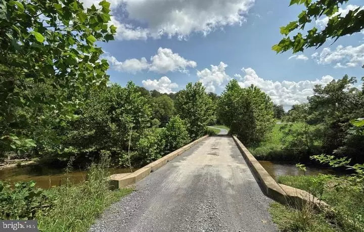 View/Area - 1894 Thurston Rd, Dickerson, MD 20842 photo 5 of 14