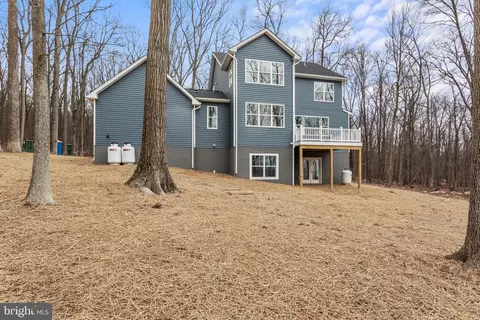 Exterior - 11318 Rum Spgs, Frederick, MD 21702 photo 12 of 24