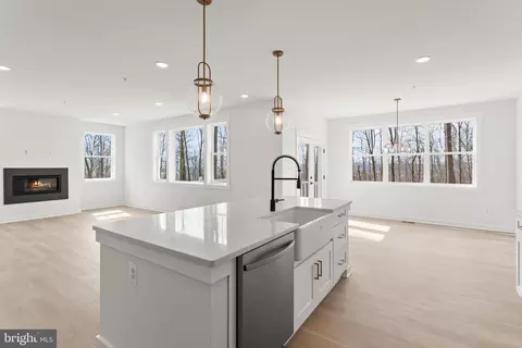 Kitchen - 11318 Rum Spgs, Frederick, MD 21702 photo 5 of 17