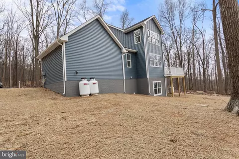 Exterior - 11318 Rum Spgs, Frederick, MD 21702 photo 10 of 24