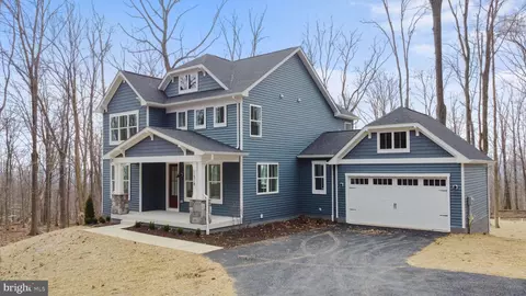 Exterior - 11318 Rum Spgs, Frederick, MD 21702 photo 11 of 24