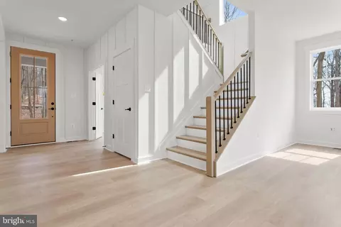 Entry Way - 11318 Rum Spgs, Frederick, MD 21702 photo 1 of 13