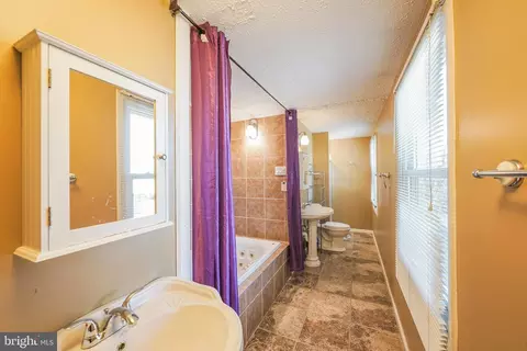 Bath - 5652 Singletree Dr, Frederick, MD 21703 photo 3 of 6