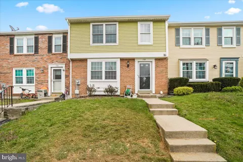 190 Fairfield Dr, Frederick, MD 21702