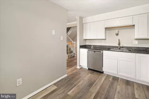 Kitchen - 190 Fairfield Dr, Frederick, MD 21702 photo 4 of 4