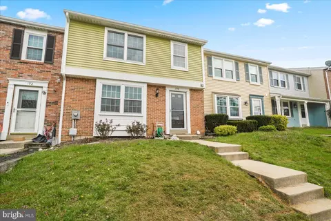 Exterior - 190 Fairfield Dr, Frederick, MD 21702 photo 2 of 7