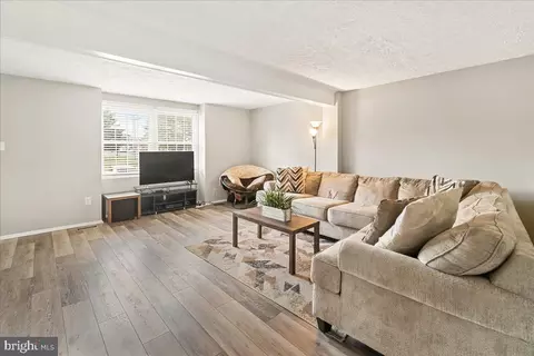 Living - 190 Fairfield Dr, Frederick, MD 21702 photo 1 of 6