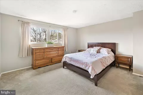 Bedroom - 190 Fairfield Dr, Frederick, MD 21702 photo 4 of 5