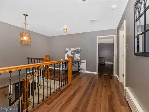 Entry Way - 5710 Ridge Rd, Cascade, MD 21719 photo 3 of 4