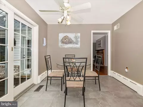 Dining - 5710 Ridge Rd, Cascade, MD 21719 photo 2 of 3