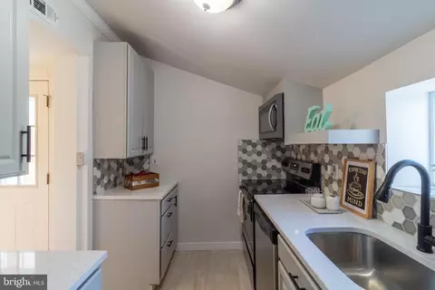 Kitchen - 114 W 5th St, Frederick, MD 21701 photo 2 of 2