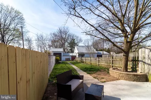 Exterior - 114 W 5th St, Frederick, MD 21701 photo 3 of 9