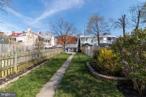 Exterior - 114 W 5th St, Frederick, MD 21701 photo 5 of 9