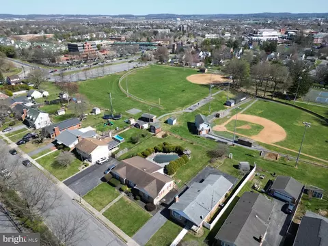 View/Area - 618 Apple Ave, Frederick, MD 21701 photo 2 of 3