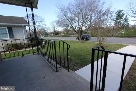 Exterior - 618 Apple Ave, Frederick, MD 21701 photo 11 of 12