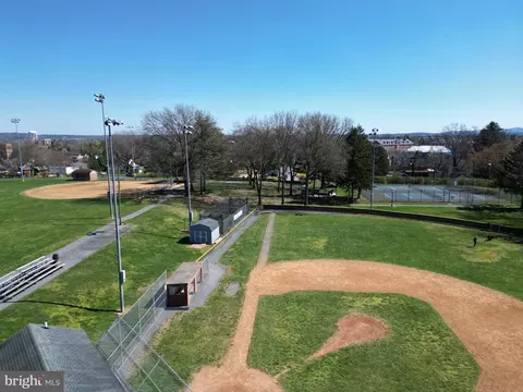 Exterior - 618 Apple Ave, Frederick, MD 21701 photo 12 of 12