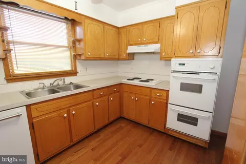 Kitchen - 618 Apple Ave, Frederick, MD 21701 photo 4 of 6