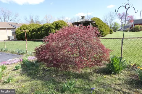 Exterior - 618 Apple Ave, Frederick, MD 21701 photo 8 of 12
