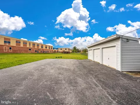 Exterior - 402 E Main St, Thurmont, MD 21788 photo 16 of 16