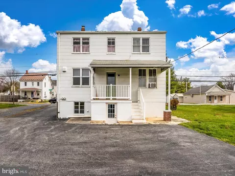 Exterior - 402 E Main St, Thurmont, MD 21788 photo 4 of 16