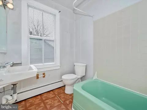 Bath - 402 E Main St, Thurmont, MD 21788 photo 3 of 3