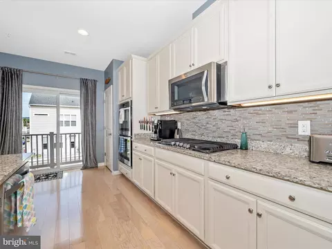 Kitchen - 661 E B E Church St, Frederick, MD 21701 photo 5 of 6