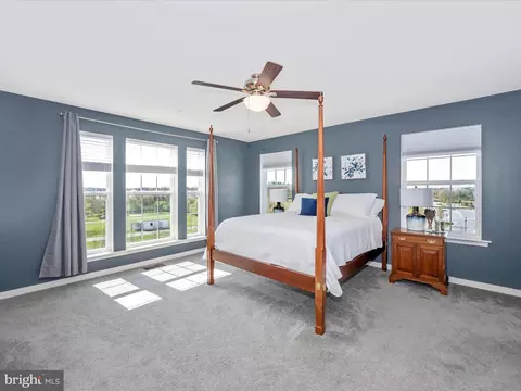 Bedroom - 661 E B E Church St, Frederick, MD 21701 photo 5 of 9
