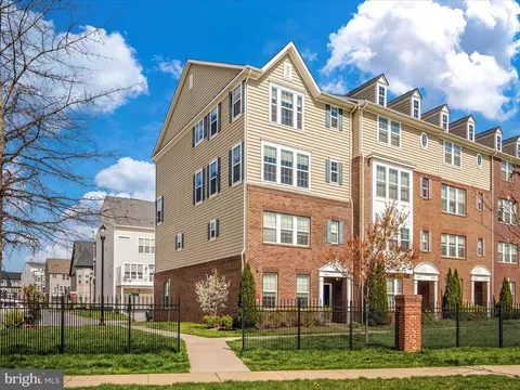 661 E B E Church St, Frederick, MD 21701