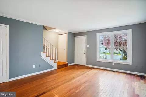 Living - 35 Pendleton Ct #14H, Frederick, MD 21703 photo 1 of 1