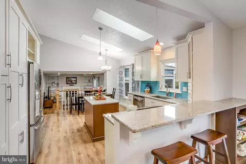 Kitchen - 6803 Kingfisher Ct, Frederick, MD 21703 photo 3 of 3