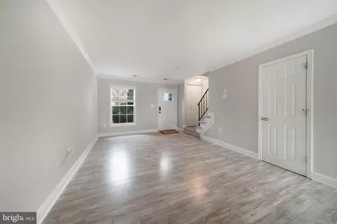 Living - 526 Lancaster Pl #526, Frederick, MD 21703 photo 2 of 2