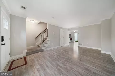 Living - 526 Lancaster Pl #526, Frederick, MD 21703 photo 1 of 2