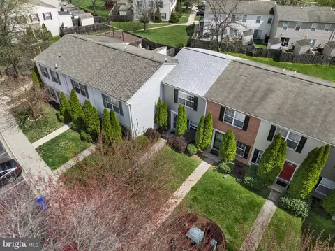 Exterior - 526 Lancaster Pl #526, Frederick, MD 21703 photo 3 of 11