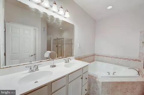 Bath - 3575 Holborn Pl, Frederick, MD 21704 photo 1 of 1