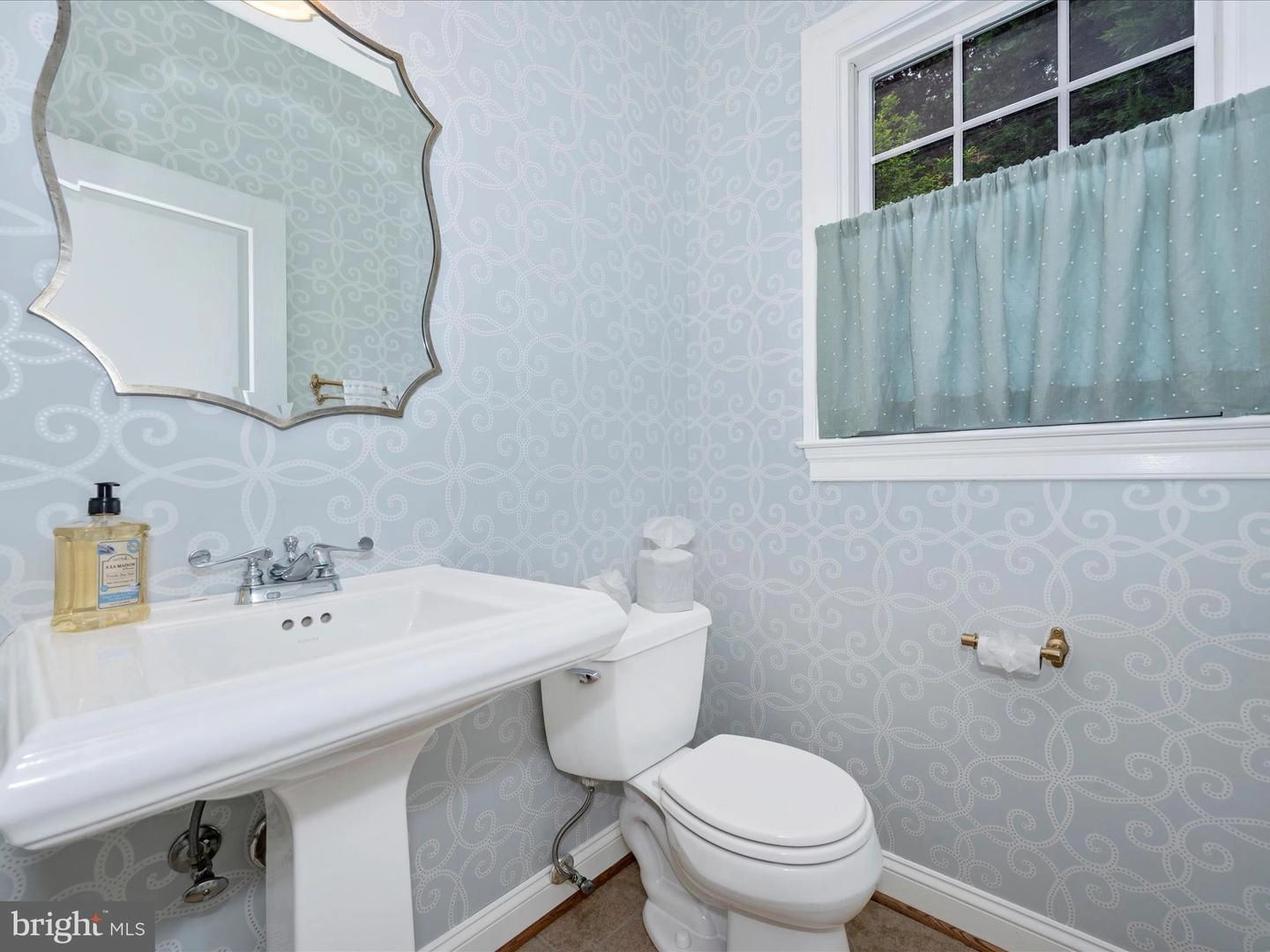 Bath - 8007 Glendale Ct, Frederick, MD 21702 photo 1 of 6
