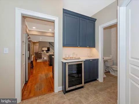 Entry Way - 8007 Glendale Ct, Frederick, MD 21702 photo 2 of 4