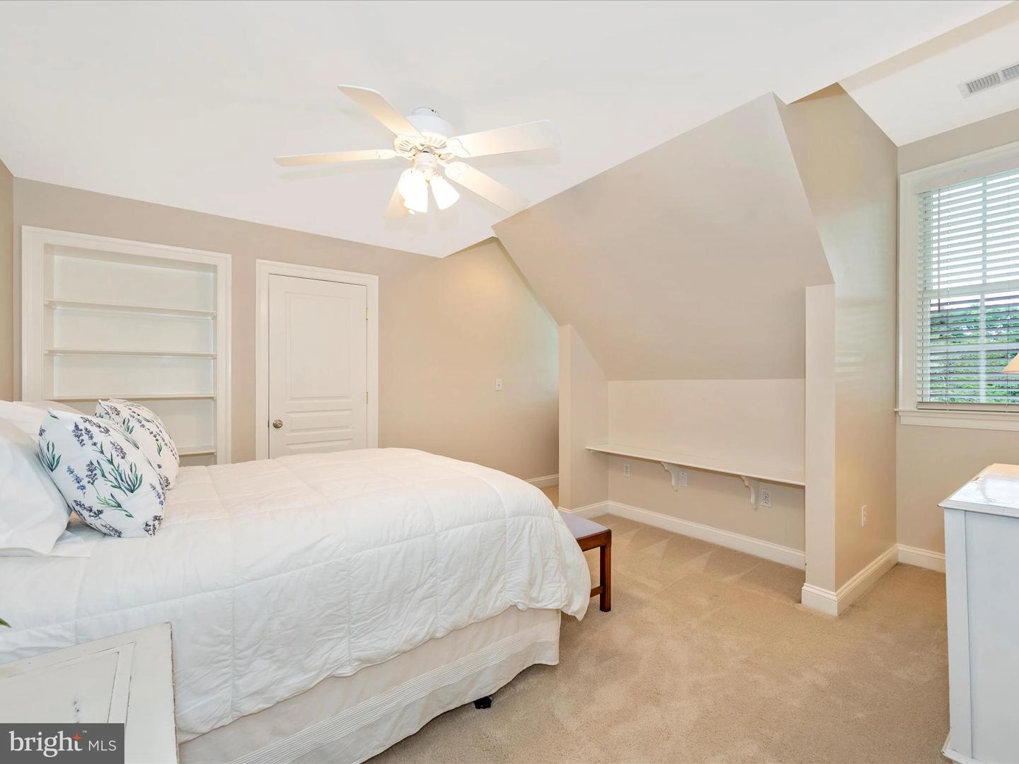 Bedroom - 8007 Glendale Ct, Frederick, MD 21702 photo 4 of 5