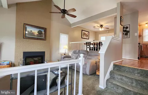 Bedroom - 1593 Andover Ln, Frederick, MD 21702 photo 5 of 7
