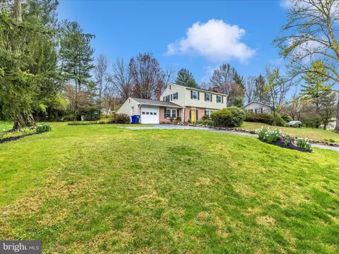 Exterior - 7408 Hillside Dr, Frederick, MD 21702 photo 3 of 15
