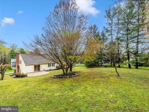 Exterior - 7408 Hillside Dr, Frederick, MD 21702 photo 10 of 15