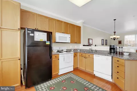 Kitchen - 156 Harpers Way, Frederick, MD 21702 photo 2 of 3